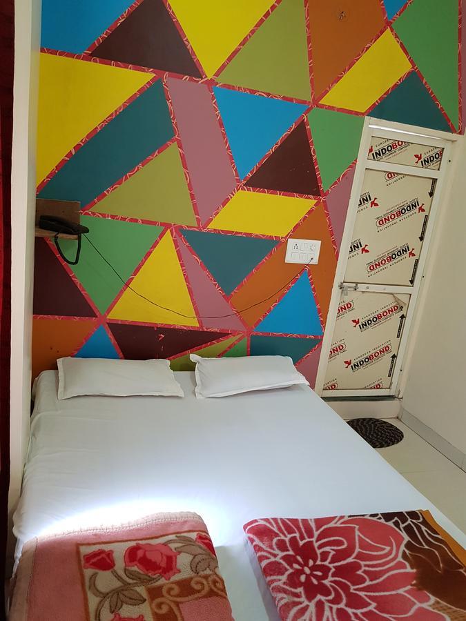 Hotel Shri Radhe Krishna Godarpura Exterior photo